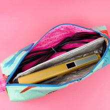 Load image into Gallery viewer, Straight 'n the Bag, Heat Resistant Travel Bag, Parrots - Kashzale Cosmetic Bags