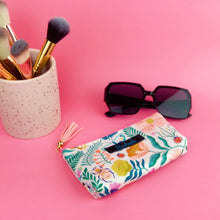 Load image into Gallery viewer, Green and Cream Sunglasses bag, glasses case. - Kashzale Cosmetic Bags