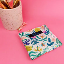 Load image into Gallery viewer, Green and Cream  Coin Purse. - Kashzale Cosmetic Bags