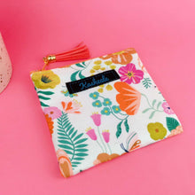 Load image into Gallery viewer, Cream Floral Coin Purse. - Kashzale Cosmetic Bags