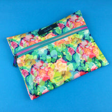 Load image into Gallery viewer, Wet Bag Small Aqua Floral Print
