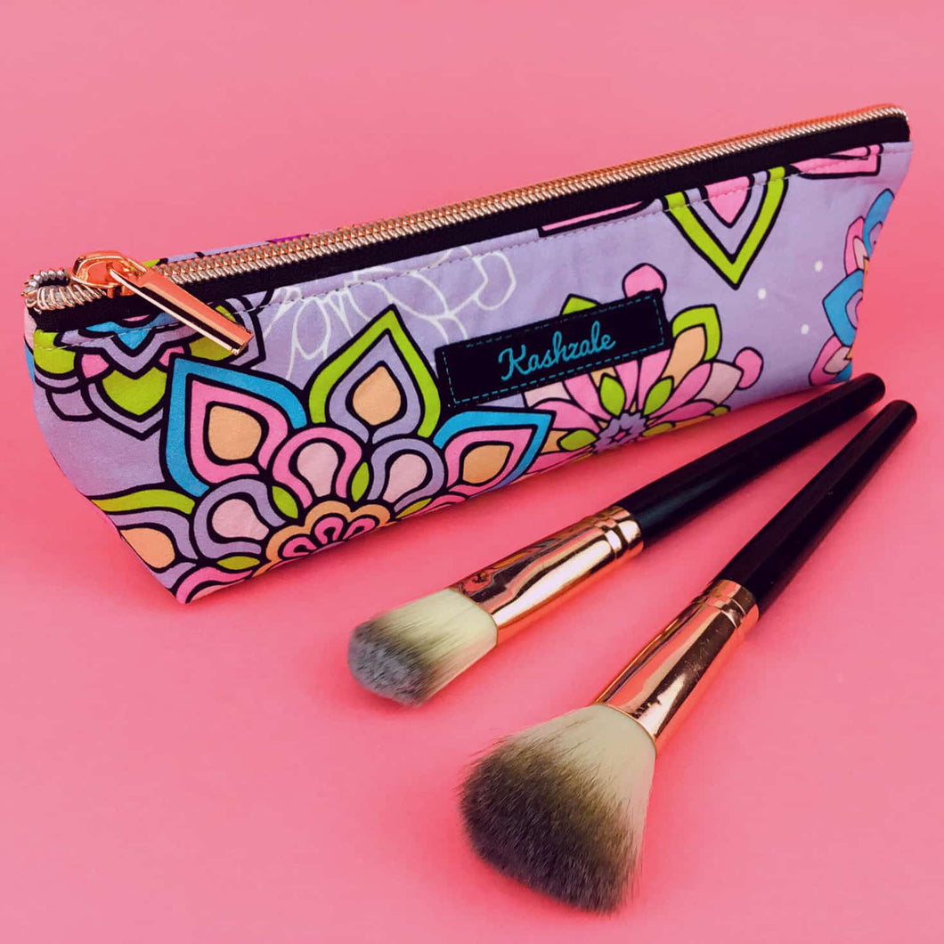 Mandala Magnifica Mauve Makeup Brush Bag. Exclusive Design.