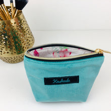 Load image into Gallery viewer, Mint Velvet Small Makeup Bag.
