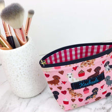 Load image into Gallery viewer, Dachshund Small Makeup Bag. Pink
