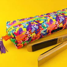 Load image into Gallery viewer, Straight &#39;n the Bag, Heat Resistant Travel Bag, Party Popper.
