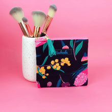 Load image into Gallery viewer, Protea Coin Purse. Black and Pink
