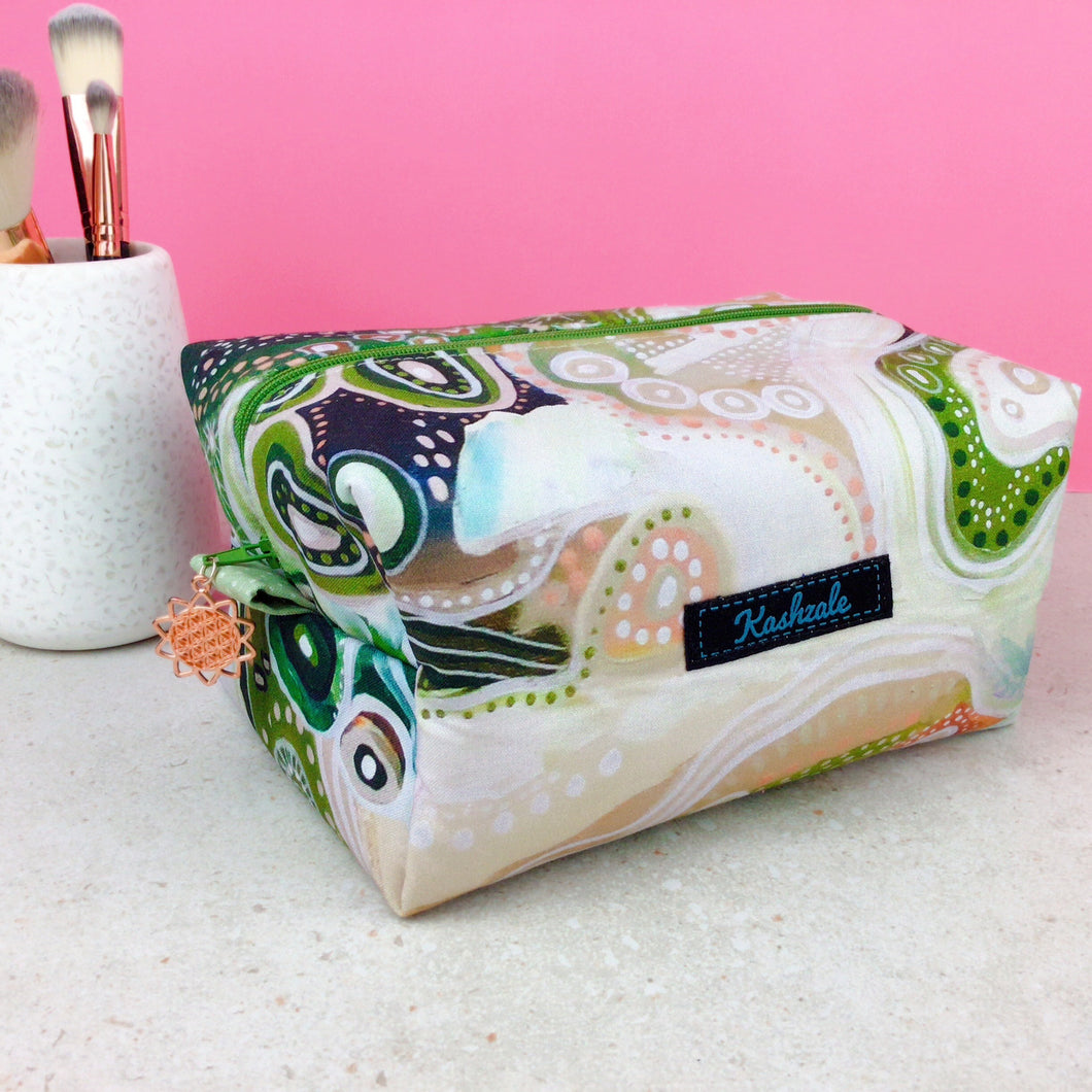 Shaping Country Large Box Cosmetic Bag. Holly Sanders Design.