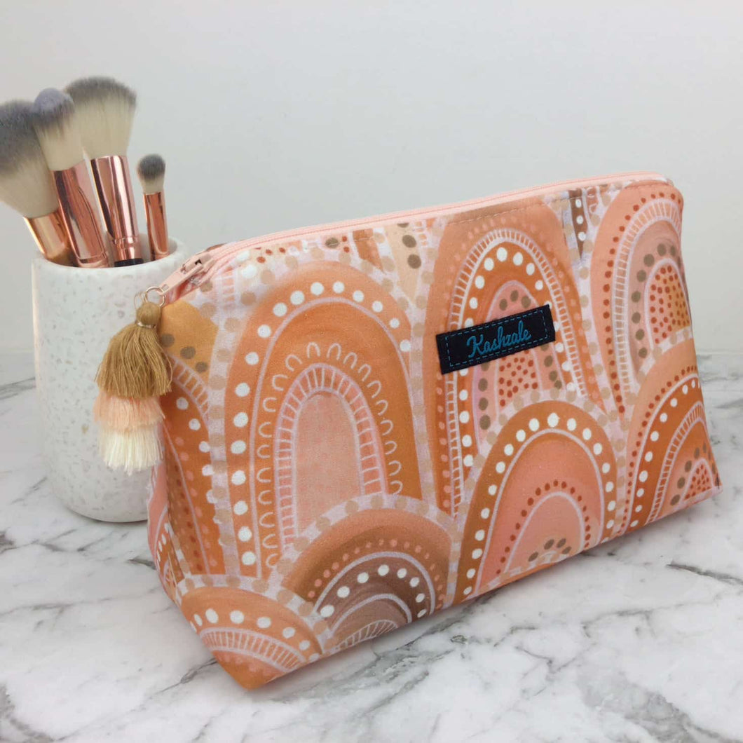 Holly Sanders Sand Hills Medium Makeup Bag