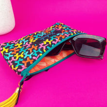 Load image into Gallery viewer, Balloon Animals Sunglasses bag, glasses case.
