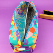 Load image into Gallery viewer, Straight &#39;n the Bag, Heat Resistant Travel Bag, Pastel Passion.
