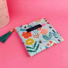 Load image into Gallery viewer, Light Blue Floral Coin Purse.
