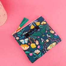 Load image into Gallery viewer, Navy Floral Coin Purse.
