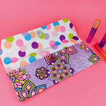 Load image into Gallery viewer, Mandala Magnifica Mauve Essential Oil Roller Pouch, 5 Roller Pouch. Exclusive Design.
