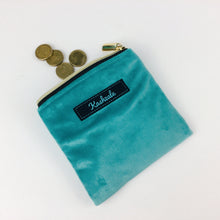 Load image into Gallery viewer, Mint Velvet Coin Purse.
