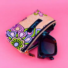 Load image into Gallery viewer, Mandala Magnifica Peach Sunglasses bag, glasses case. Exclusive Design
