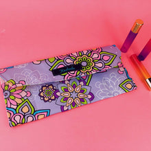 Load image into Gallery viewer, Mandala Magnifica Mauve Essential Oil Roller Pouch, 5 Roller Pouch. Exclusive Design.
