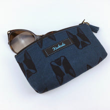 Load image into Gallery viewer, Boston Terrier Sunglasses bag, glasses case.
