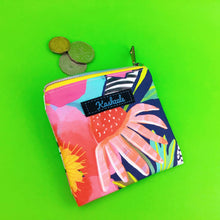 Load image into Gallery viewer, Glorious Garden Coin Purse. Robyn Hammond design.
