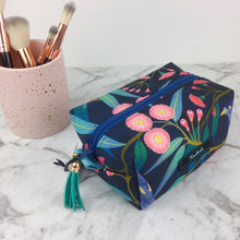 Load image into Gallery viewer, Blossom Bird Medium Box Makeup Bag.
